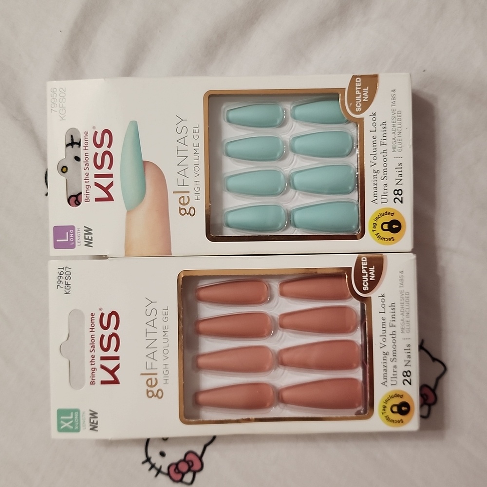 Kiss nails